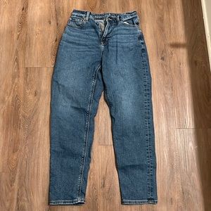 American eagle Mom jeans